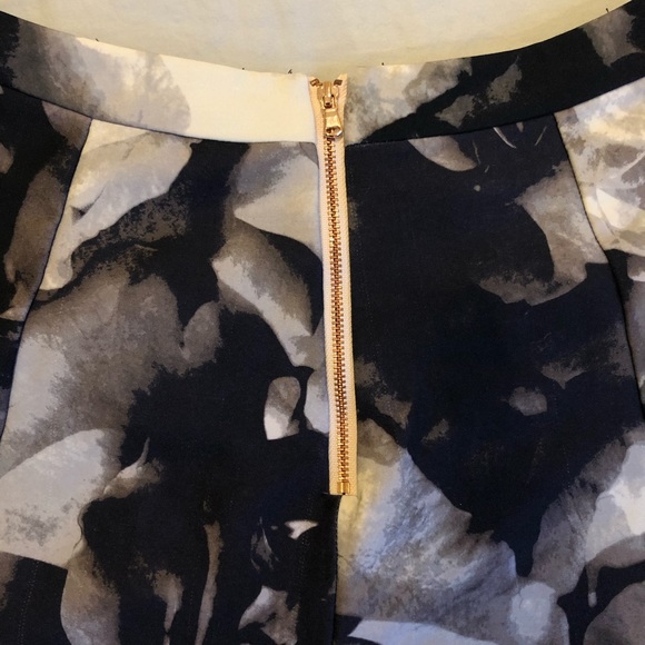 Mossimo Black White Rose Gold Skater Skirt - Picture 4 of 5